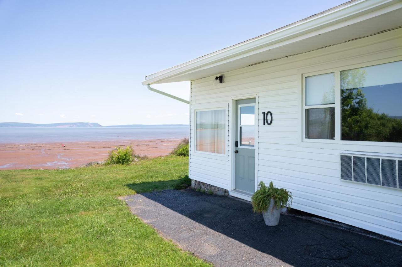 The Breeze Motel Wolfville Exteriör bild
